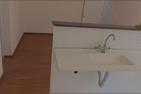 Cozinha de apartamento à venda com 2 quartos, 45m² em Conjunto Morro Alto, Vespasiano