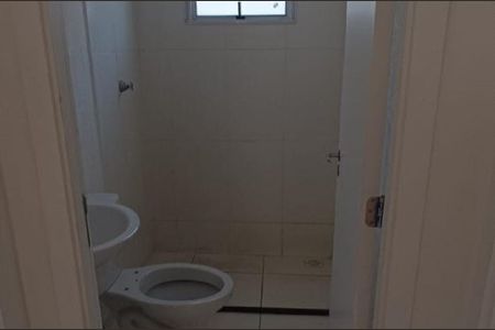Banheiro de apartamento à venda com 2 quartos, 45m² em Conjunto Morro Alto, Vespasiano