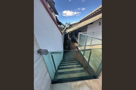 Casa para alugar com 5 quartos, 510m² em Braúnas, Belo Horizonte