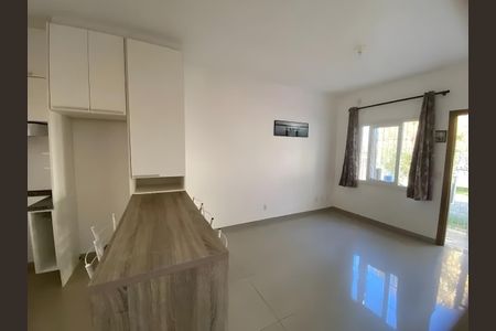 Sala de casa para alugar com 2 quartos, 61m² em Novo Progresso, Contagem