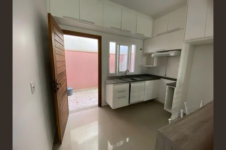 Cozinha de casa para alugar com 2 quartos, 61m² em Novo Progresso, Contagem