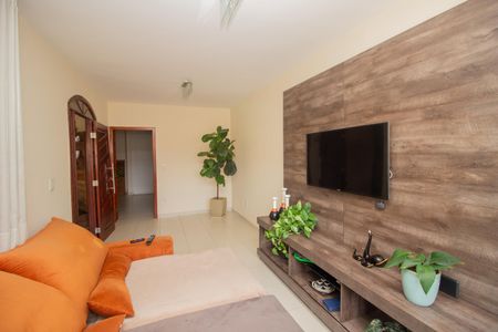 Sala 1 de casa à venda com 4 quartos, 360m² em Jardim do Lago, Contagem