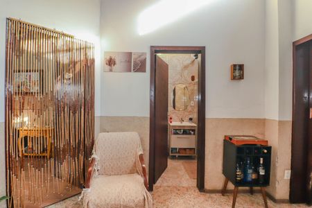 Sala de casa à venda com 3 quartos, 120m² em Santa Rosa de Lima, Porto Alegre