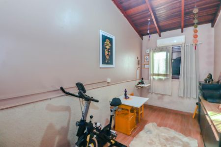 Quarto 2 de casa à venda com 3 quartos, 120m² em Santa Rosa de Lima, Porto Alegre