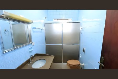 Banheiro de casa à venda com 3 quartos, 157m² em Vila Alto de Santo Andre, Santo André