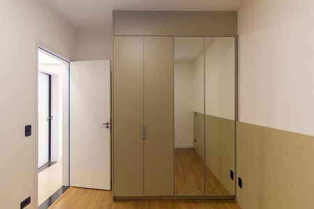 Quarto 1 de apartamento para alugar com 2 quartos, 45m² em Vila Fernandes, São Paulo