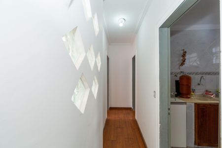 Corredor de apartamento para alugar com 2 quartos, 75m² em Califórnia, Belo Horizonte