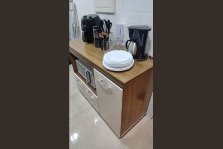 Cozinha de apartamento para alugar com 2 quartos, 45m² em Recreio dos Bandeirantes, Rio de Janeiro