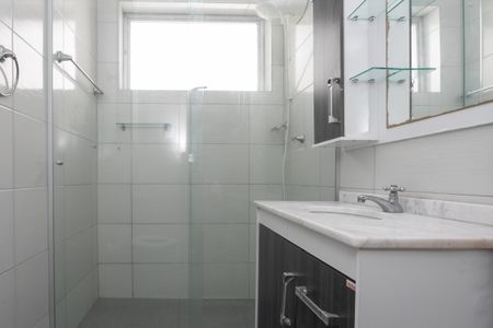 Banheiro de apartamento à venda com 2 quartos, 73m² em Bom Fim, Porto Alegre