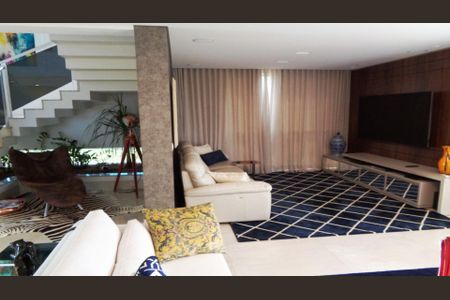 Casa à venda com 3 quartos, 572m² em Alphaville, Nova Lima