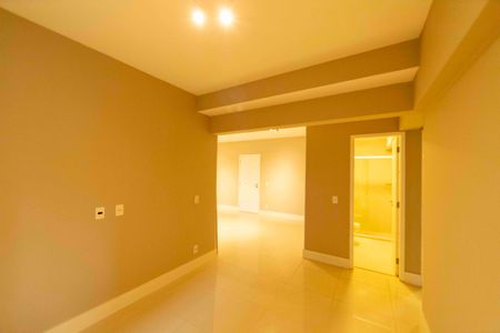 Sala de apartamento à venda com 3 quartos, 107m² em Empresarial 18 do Forte, Barueri