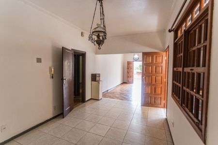 Sala de casa à venda com 6 quartos, 300m² em Santo Antônio, Belo Horizonte