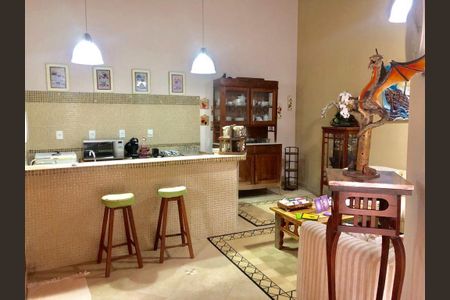 Sala de casa à venda com 5 quartos, 386m² em Parque Xangrilá, Campinas