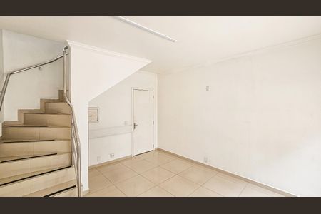 Sala de casa para alugar com 3 quartos, 165m² em Jaguaribe, Osasco