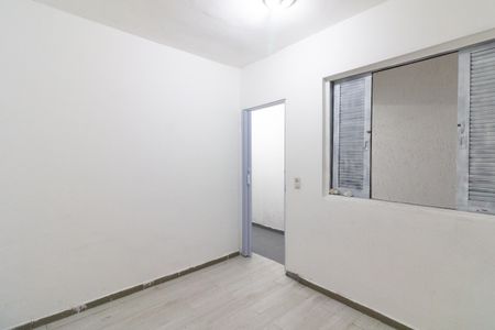 Quarto de casa para alugar com 2 quartos, 50m² em Jardim das Vertentes, São Paulo
