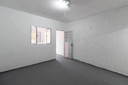 Sala de casa para alugar com 2 quartos, 50m² em Jardim das Vertentes, São Paulo