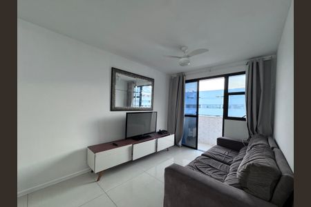 Sala de apartamento para alugar com 3 quartos, 180m² em Barra da Tijuca, Rio de Janeiro