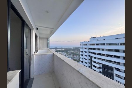 Varanda de apartamento para alugar com 3 quartos, 180m² em Barra da Tijuca, Rio de Janeiro