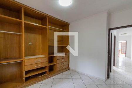Casa à venda com 3 quartos, 162m² em Vila Tijuco, Guarulhos