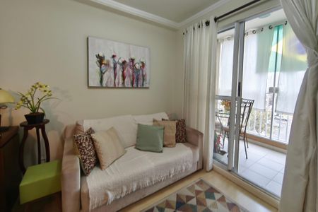 Sala de apartamento à venda com 3 quartos, 70m² em Jardim Ipaussurama, Campinas