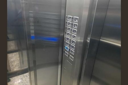 Apartamento à venda com 2 quartos, 52m² em Jardim Celeste, São Paulo