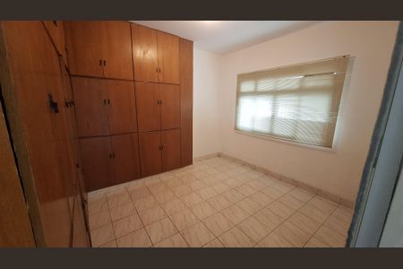 Quarto 1 de casa para alugar com 5 quartos, 300m² em Parque Suzano, Suzano