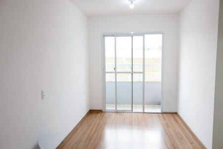 Sala de apartamento para alugar com 2 quartos, 46m² em Piratininga, Osasco