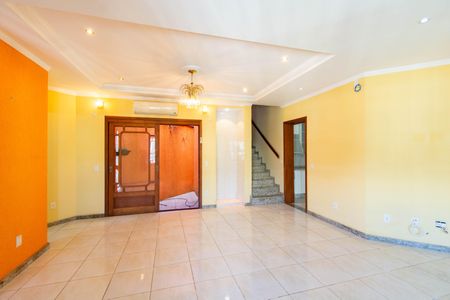 Sala de casa para alugar com 4 quartos, 325m² em Marechal Rondon, Canoas