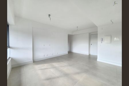 Sala de apartamento à venda com 2 quartos, 77m² em Funcionários, Belo Horizonte