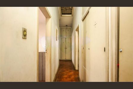 Casa à venda com 3 quartos, 480m² em Bela Aliança, São Paulo