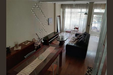 Casa à venda com 7 quartos, 700m² em Lapa, São Paulo