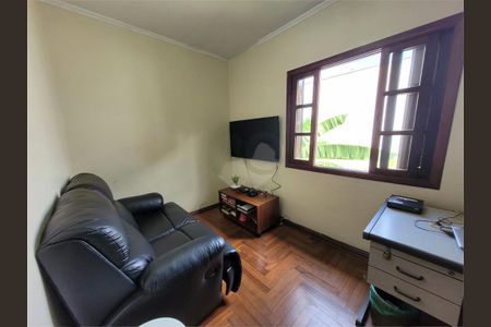 Casa à venda com 3 quartos, 130m² em Jardim Libano, São Paulo