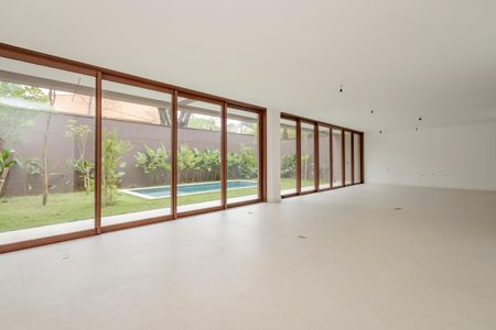 Sala de casa de condomínio à venda com 4 quartos, 621m² em Jardim dos Estados, São Paulo