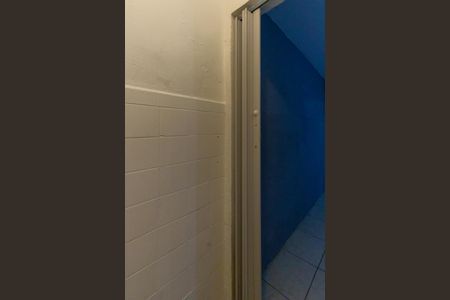 Banheiro da Suíte de casa para alugar com 1 quarto, 80m² em Vila Euthalia, São Paulo