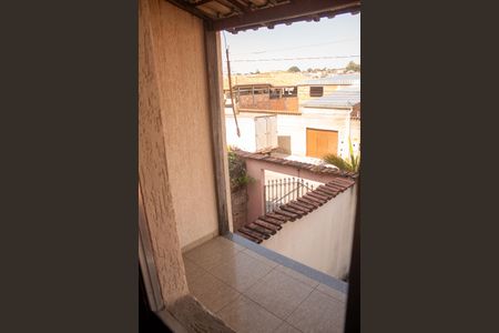 Varanda de casa à venda com 3 quartos, 90m² em Jardim Laguna, Contagem