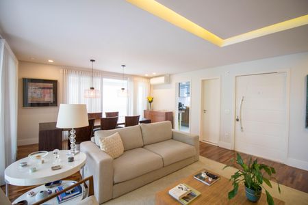 Sala de apartamento à venda com 4 quartos, 208m² em Alto da Boa Vista, São Paulo