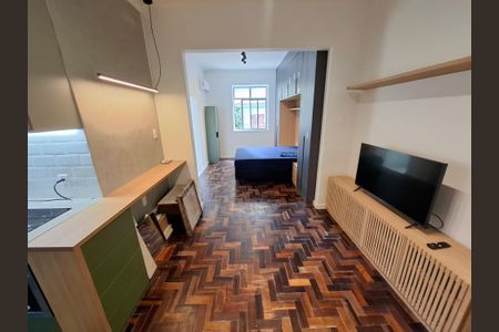 Sala de kitnet/studio para alugar com 1 quarto, 33m² em Santa Teresa, Rio de Janeiro