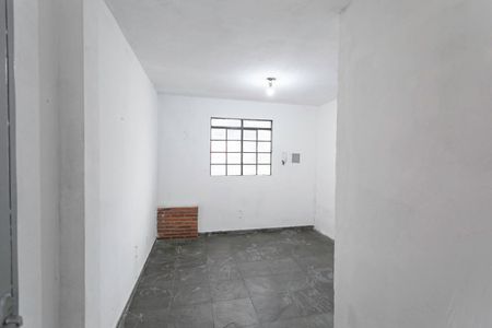 Quarto de casa para alugar com 2 quartos, 80m² em Parque Xangri-lá, Contagem