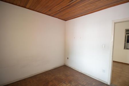 Quarto 1 de casa para alugar com 2 quartos, 76m² em Venda da Cruz, São Gonçalo
