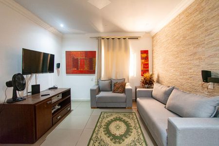 Sala de apartamento à venda com 3 quartos, 138m² em Santa Efigênia, Belo Horizonte