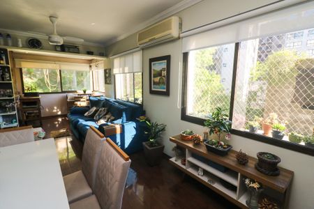 Sala de apartamento à venda com 2 quartos, 74m² em Menino Deus, Porto Alegre