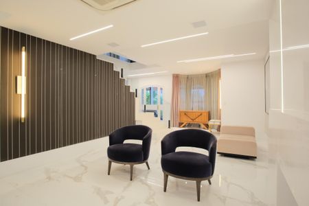 Sala de casa de condomínio à venda com 5 quartos, 356m² em Vila Carrão, São Paulo