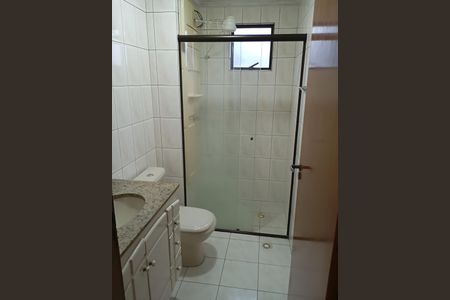 Banheiro de apartamento para alugar com 2 quartos, 70m² em Vila Emilio, Mauá