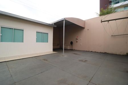 Casa para alugar com 6 quartos, 700m² em Tabajaras, Uberlândia