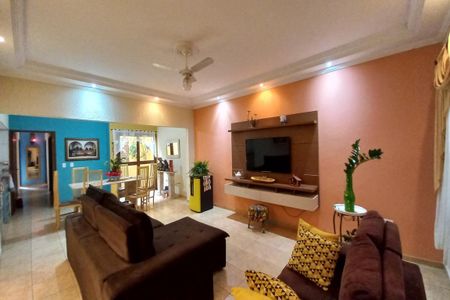 Sala de casa à venda com 4 quartos, 197m² em Parque Via Norte, Campinas