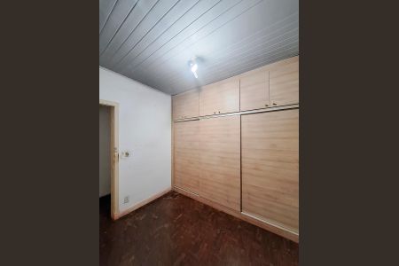 Quarto 1 de casa para alugar com 3 quartos, 300m² em Chora Menino, São Paulo