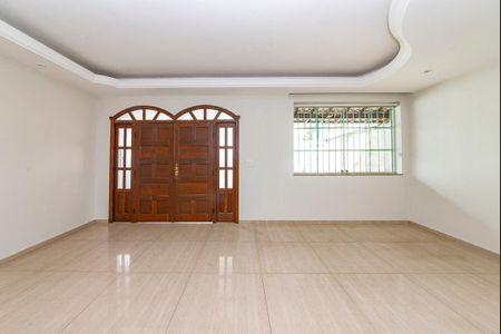 Sala 1 de casa à venda com 3 quartos, 230m² em Teixeira Dias, Belo Horizonte