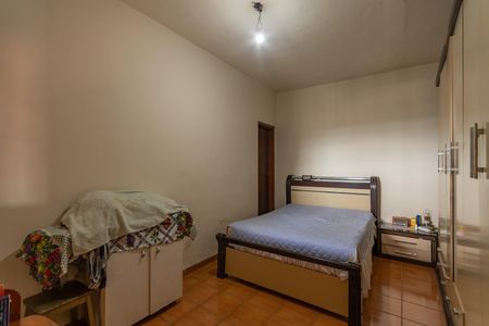 Suíte de casa à venda com 3 quartos, 360m² em Novo Glória, Belo Horizonte