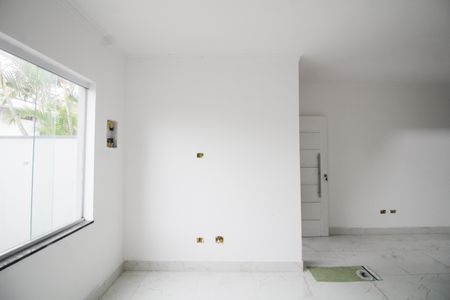 Sala de casa à venda com 3 quartos, 120m² em Vila Canero, São Paulo