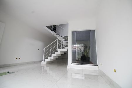 Sala de casa à venda com 3 quartos, 120m² em Vila Canero, São Paulo